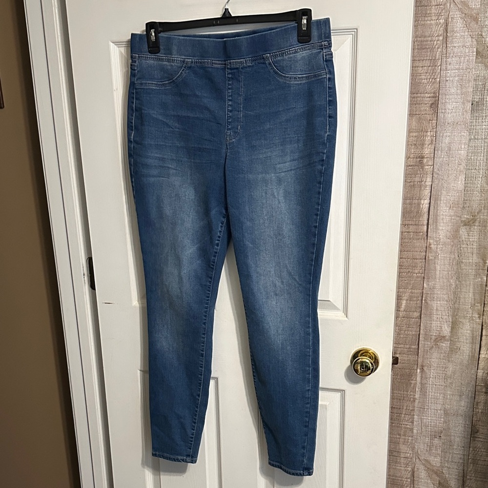 Wonderly Mid-Wash Women's Jeggings